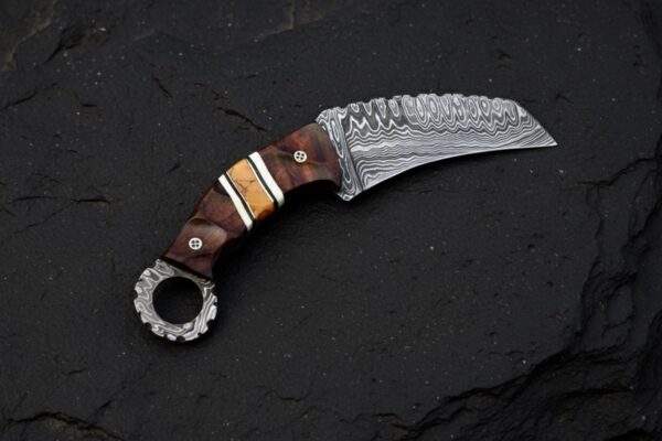 MCK-40 CUSTOM HANDMADE DAMASCUS STEEL KARAMBIT KNIFE WITH ROSE WOOD HANDLE WITH PURE LEATHER SHEATH
